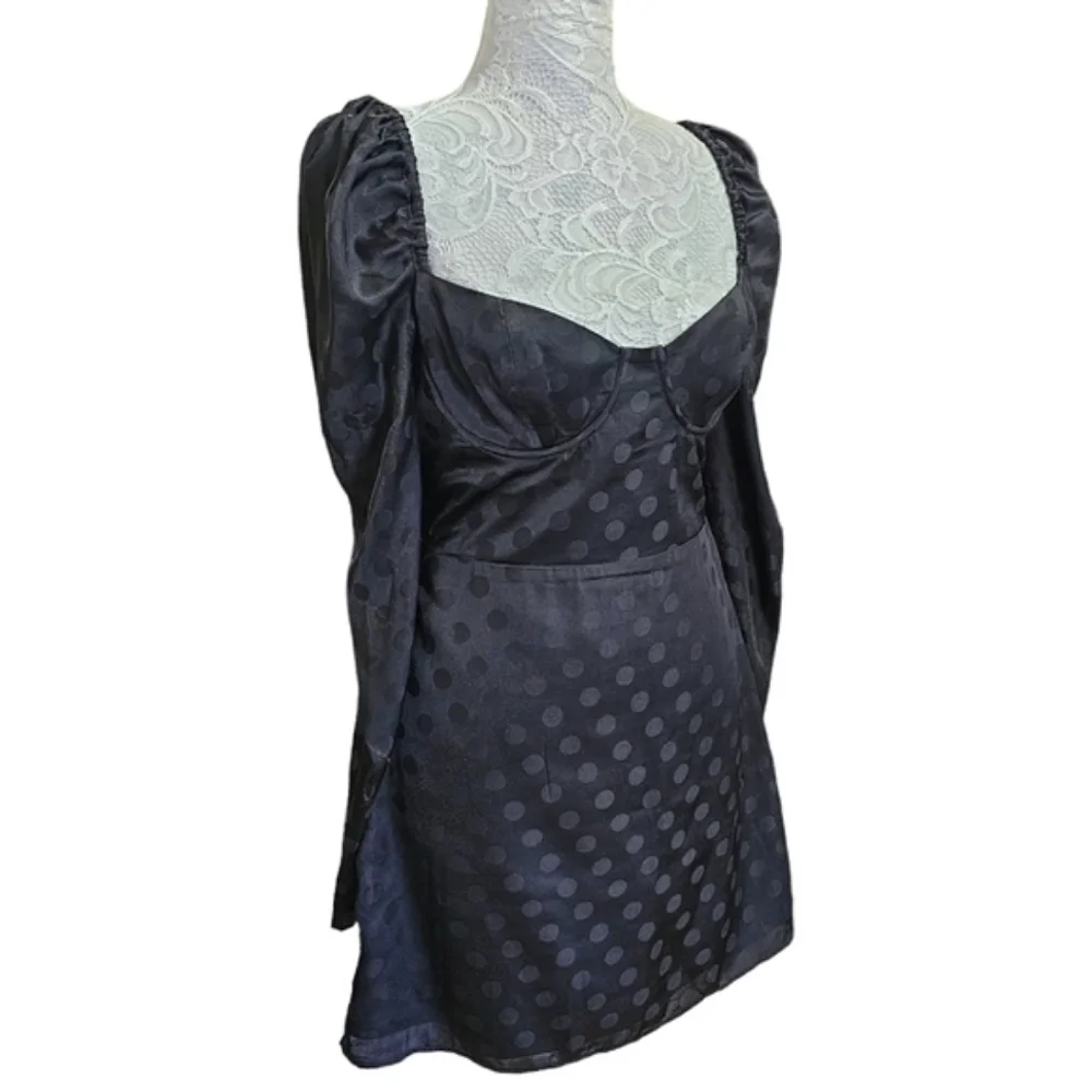 Lovers + Friends Katri Jacquard Puff Sleeve Cocktail Polka Dot Dress Black Med - Picture 3 of 12